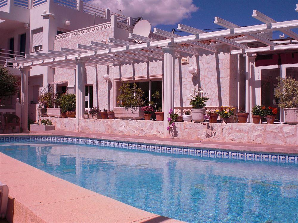 Hostal La Paloma I Calpe Exterior photo